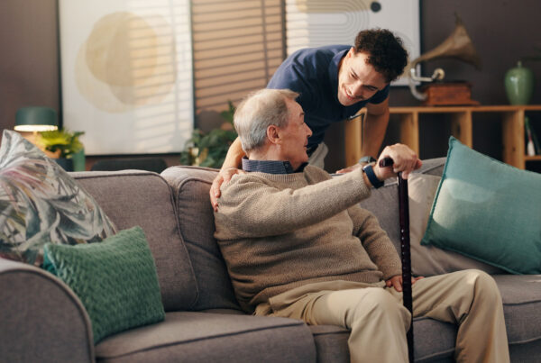 How to Know It’s Time for Assisted Living: 7 Signs to Watch For