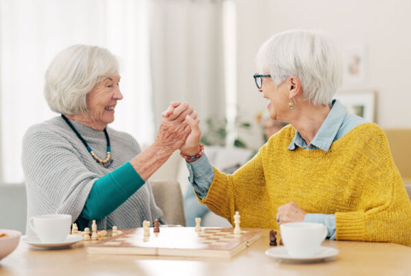How Socialization Improves Senior Health and Happiness